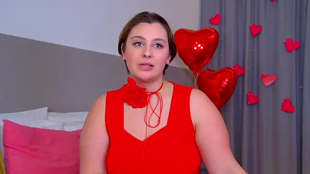 Snapshot of MaryMurray chatting on February 13, 12:35 am MaryMurray online show from February 13, 12:35 am