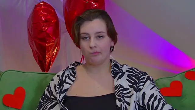 Snapshot of MaryMurray chatting on February 24, 9:31 pm MaryMurray online show from February 24, 9:31 pm