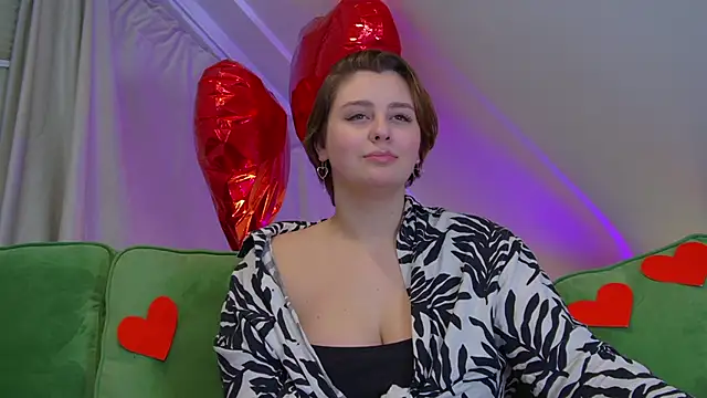 Snapshot of MaryMurray chatting on February 25, 12:47 am MaryMurray online show from February 25, 12:47 am