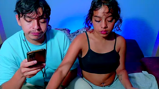 clydexxxbunny online show from January 22, 2:37 am