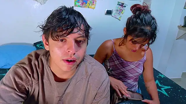 clydexxxbunny online show from February 12, 4:23 am