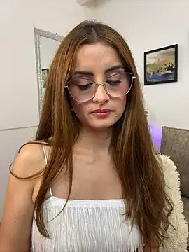 MiaaLoren online show from April 30, 9:08 pm