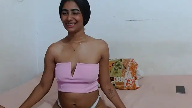 Snapshot of Lulu_and_smith chatting on March 7, 11:35 pm Lulu and smith online show from March 7, 11:35 pm