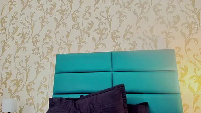 Amberr Greyy online show from December 14, 1:05 pm