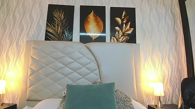 Amberr Greyy online show from February 13, 1:37 pm