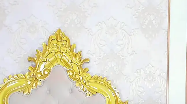 GiahDaniels online show from December 14, 1:39 am