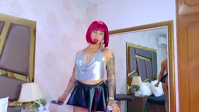 GiahDaniels online show from February 27, 4:12 am