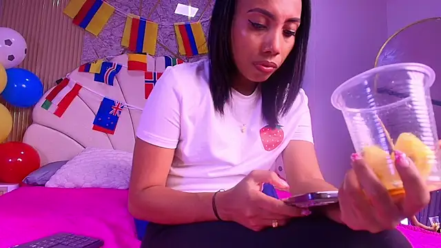 nata luna online show from June 24, 7:13 pm