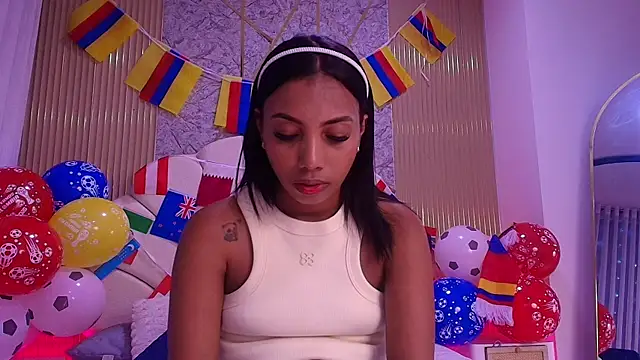 nata luna online show from June 27, 7:19 pm