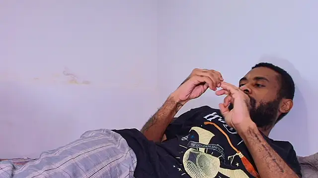 KaelMoreau online show from February 8, 10:02 pm