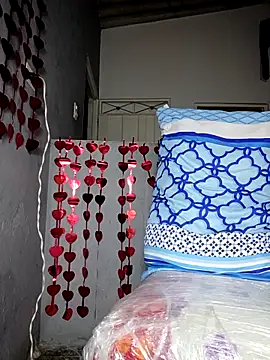 DIORA Latina online show from February 18, 2:51 am