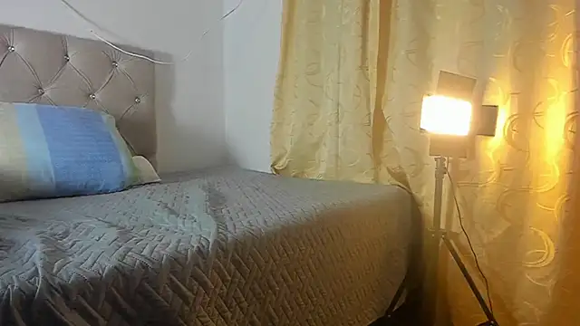 Vahiolet smith online show from September 11, 3:28 am