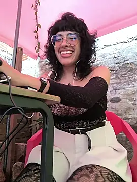 Snapshot of Fun_Everywhere chatting on May 16, 7:45 pm Fun Everywhere online show from May 16, 7:45 pm