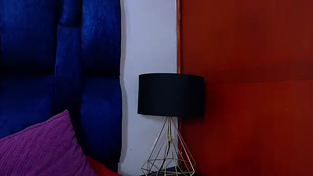 sofyqueen  online show from February 4, 4:39 pm