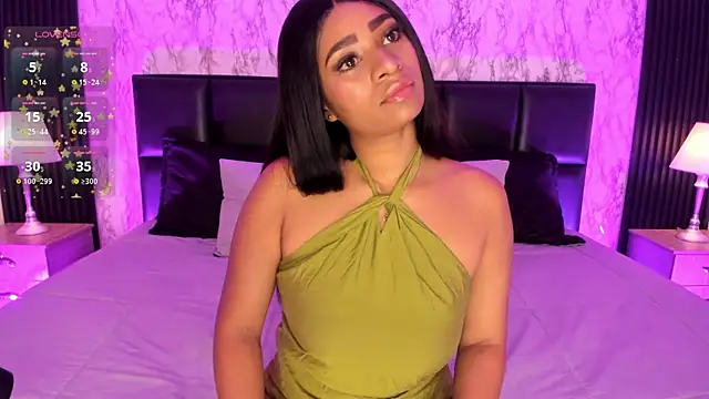 Snapshot of SpicyAmelia chatting on October 25, 3:29 pm SpicyAmelia online show from October 25, 3:29 pm