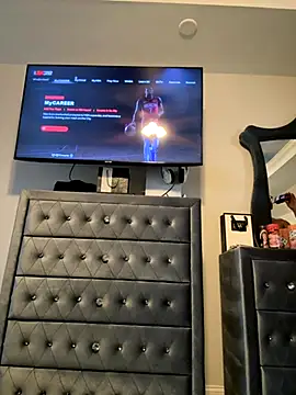 Snapshot of BubbaATL chatting on November 26, 3:13 pm BubbaATL online show from November 26, 3:13 pm