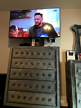 Snapshot of BubbaATL chatting on November 28, 8:00 pm BubbaATL online show from November 28, 8:00 pm