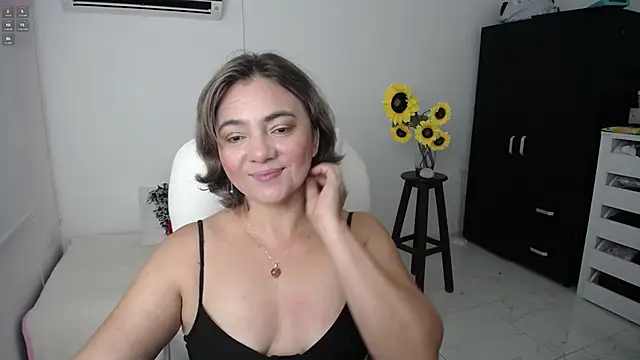 Ghada milf online show from March 14, 11:34 am