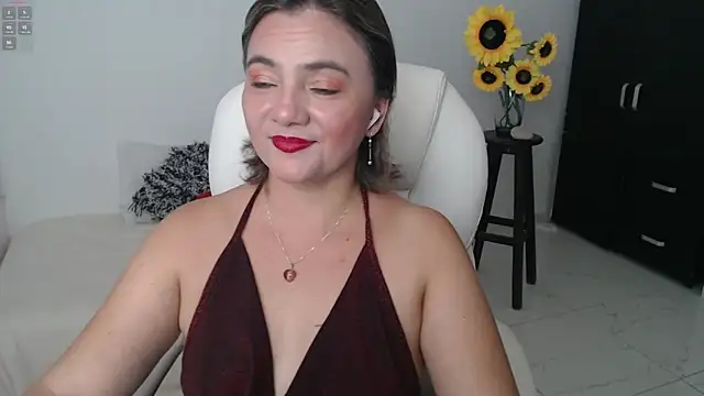 Ghada milf online show from March 21, 10:50 pm