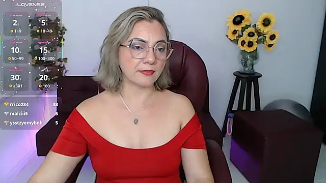 Ghada milf online show from May 4, 10:06 pm