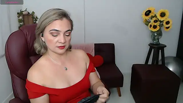 Ghada milf online show from May 8, 11:32 pm