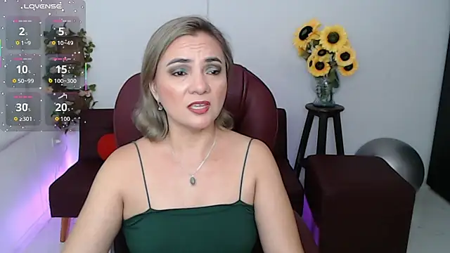 Ghada milf online show from May 11, 11:02 pm