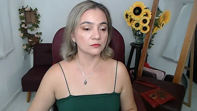 Ghada milf online show from June 1, 11:50 pm