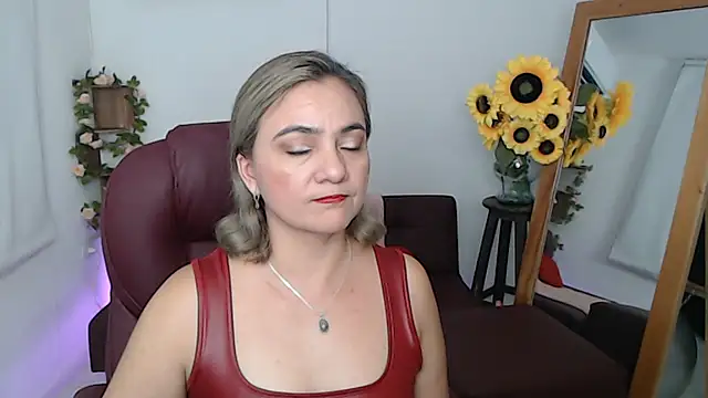 Ghada milf online show from June 5, 11:21 pm