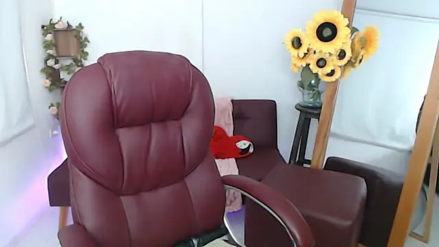 Ghada milf online show from June 10, 10:08 pm