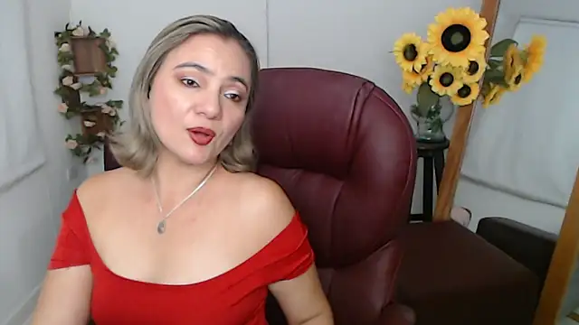 Ghada milf online show from June 12, 10:30 pm
