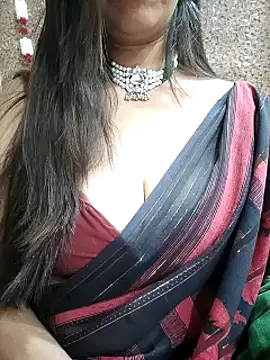 Snapshot of Aradhya-Sharma chatting on December 6, 8:29 pm Aradhya-Sharma online show from December 6, 8:29 pm