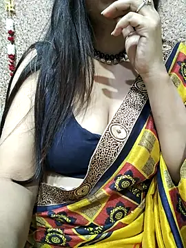 Snapshot of Aradhya-Sharma chatting on January 10, 8:37 pm Aradhya-Sharma online show from January 10, 8:37 pm