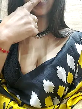 Snapshot of Aradhya-Sharma chatting on February 17, 8:04 pm Aradhya-Sharma online show from February 17, 8:04 pm