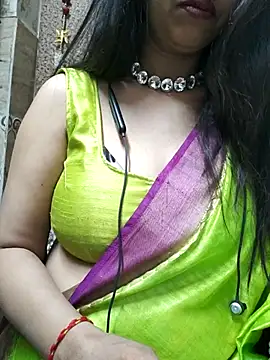 Snapshot of Aradhya-Sharma chatting on March 7, 12:15 am Aradhya-Sharma online show from March 7, 12:15 am