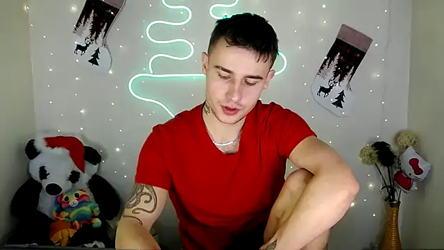 Snapshot of Mike_severi2 chatting on December 24, 8:22 am Mike severi2 online show from December 24, 8:22 am