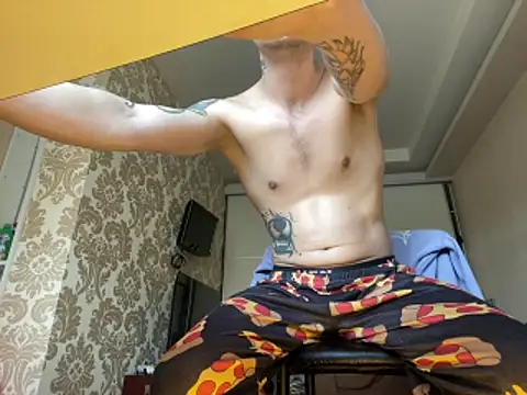 Snapshot of Mike_severi2 chatting on April 1, 12:39 pm Mike severi2 online show from April 1, 12:39 pm