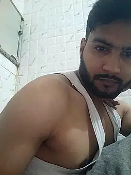 Snapshot of ModestZucchini65 chatting on December 4, 8:39 pm ModestZucchini65 online show from December 4, 8:39 pm