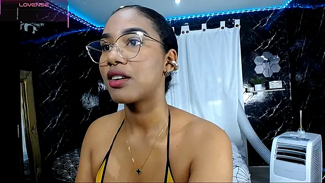 Hillary queen online show from October 3, 12:46 pm