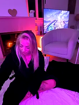 Snapshot of Lexa_xoxo chatting on March 1, 7:38 pm Lexa xoxo online show from March 1, 7:38 pm