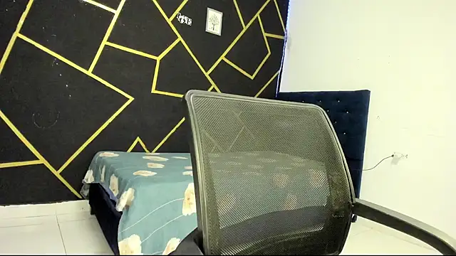 JANER 03 online show from February 8, 3:53 pm