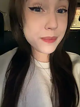 Peachy Dream online show from December 18, 10:24 pm