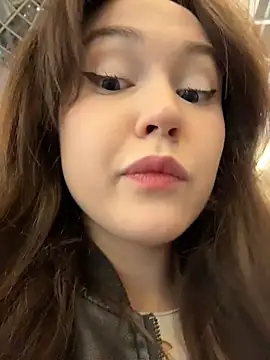 Peachy Dream online show from November 21, 3:33 pm