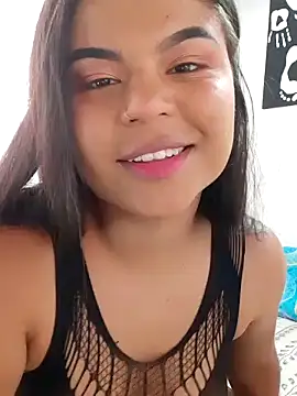 Cleo hills online show from December 2, 12:40 pm