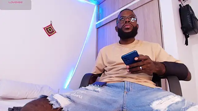 Jacksonking27 online show from February 18, 10:47 pm