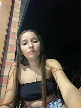 Snapshot of Penelope-Hot chatting on December 13, 12:42 am Penelope-Hot online show from December 13, 12:42 am