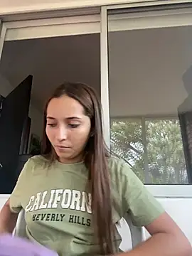 Snapshot of Penelope-Hot chatting on December 30, 10:23 pm Penelope-Hot online show from December 30, 10:23 pm