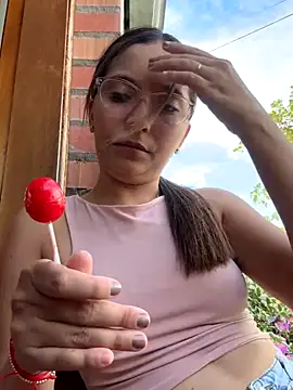 Snapshot of Penelope-Hot chatting on October 8, 9:12 pm Penelope-Hot online show from October 8, 9:12 pm