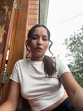 Penelope-Hot online show from November 18, 9:08 pm