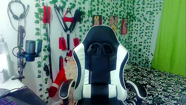 Andy gray online show from December 3, 11:47 pm