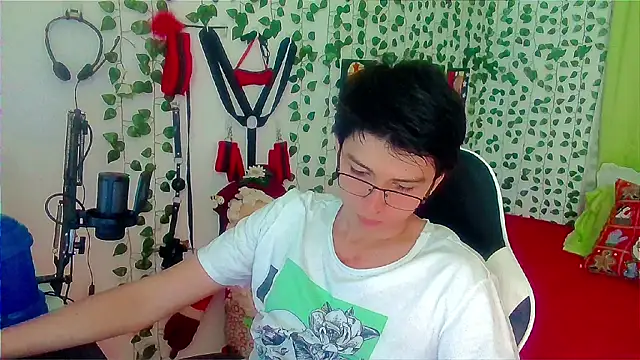 Andy gray online show from December 21, 4:47 pm